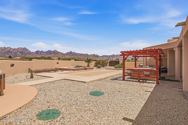 4900 Alma Road, Las Cruces, NM 88011