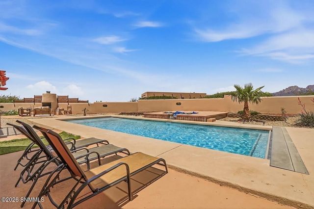4900 Alma Road, Las Cruces, NM 88011