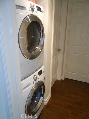 8650 Belford, Los Angeles, CA 90045