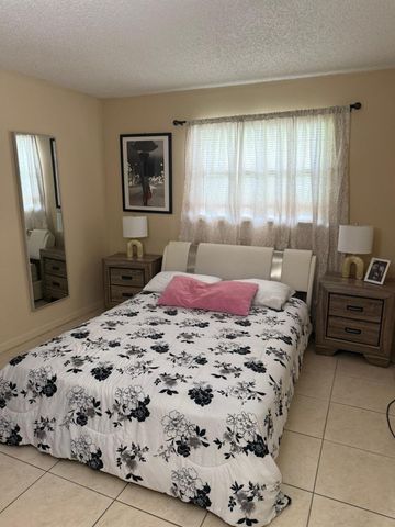 150 Avocado Avenue, West Palm Beach, FL 33413