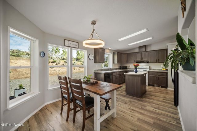 13705 N Red Rock Road, Reno, NV 89508