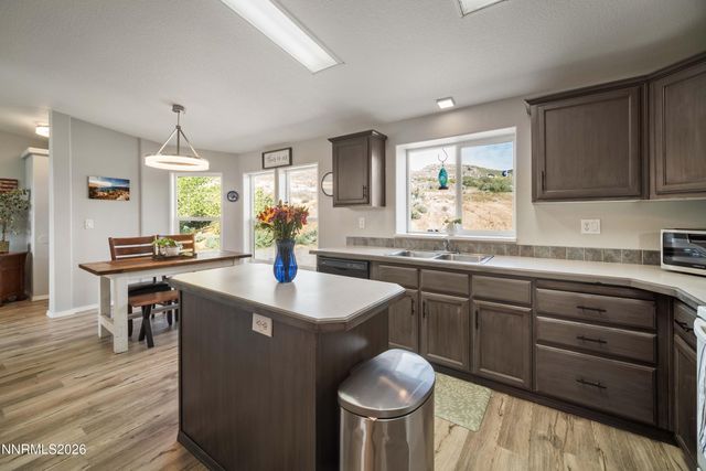 13705 N Red Rock Road, Reno, NV 89508