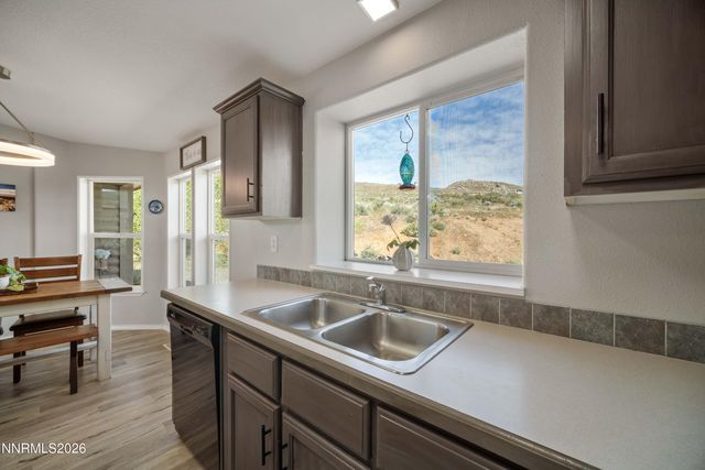 13705 N Red Rock Road, Reno, NV 89508