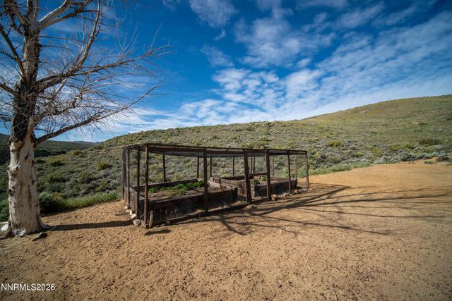 13705 N Red Rock Road, Reno, NV 89508