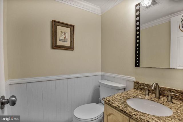 14617 LOCK DR, Centreville, VA 20120