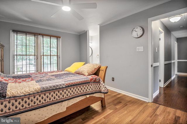 14617 LOCK DR, Centreville, VA 20120