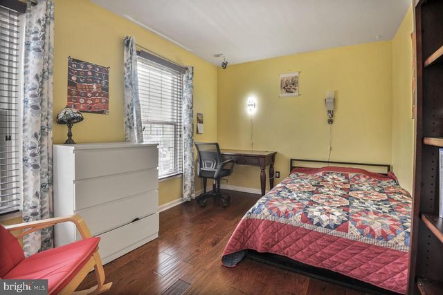14617 LOCK DR, Centreville, VA 20120