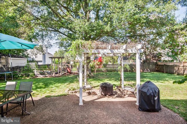 14617 LOCK DR, Centreville, VA 20120