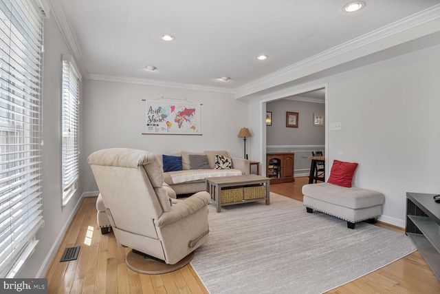 14617 LOCK DR, Centreville, VA 20120