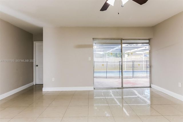 7560 Venetian St, Miramar, FL 33023