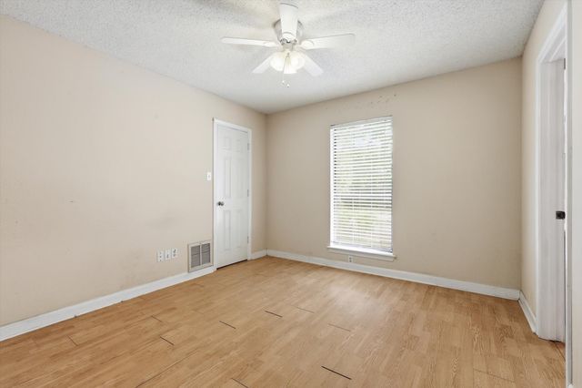 150 Fawn Hollow Drive, Argyle, TX 76226