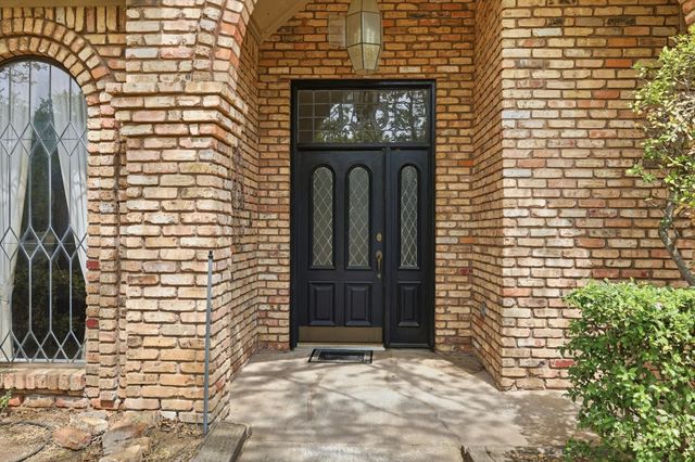 150 Fawn Hollow Drive, Argyle, TX 76226