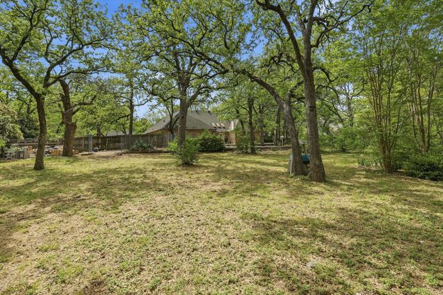 150 Fawn Hollow Drive, Argyle, TX 76226