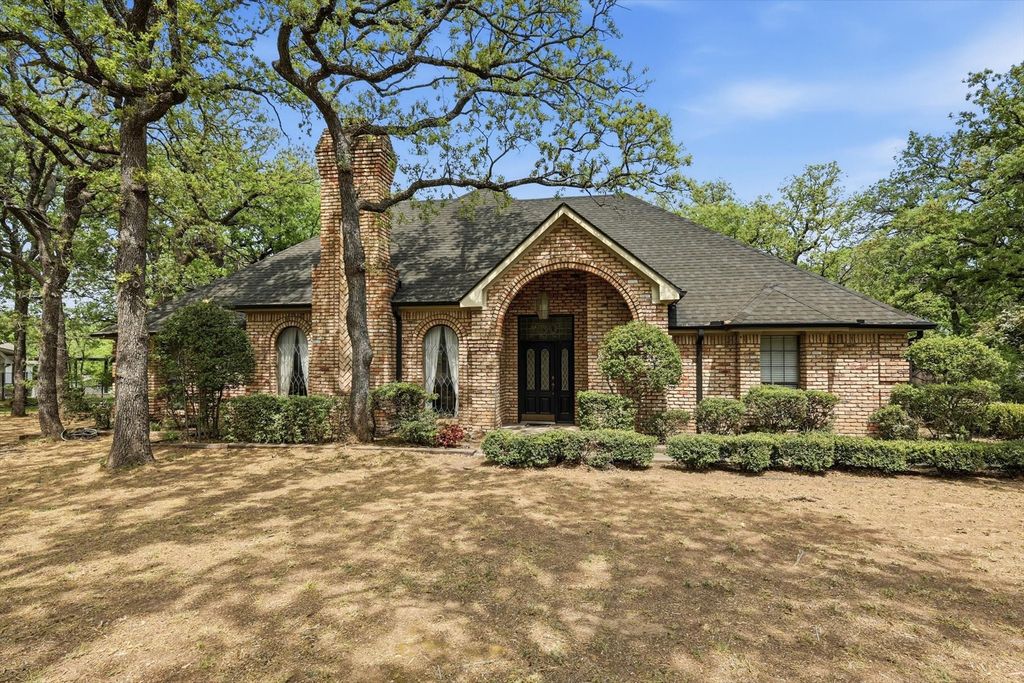 150 Fawn Hollow Drive, Argyle, TX 76226