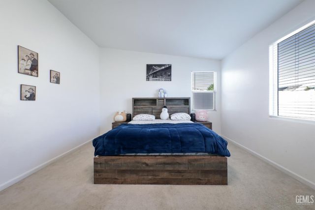 14704 Coyle Circle, Bakersfield, CA 93311