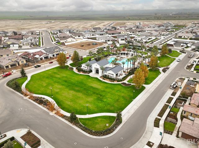 14704 Coyle Circle, Bakersfield, CA 93311