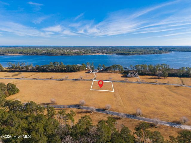 120 Waterway Drive, Havelock, NC 28532