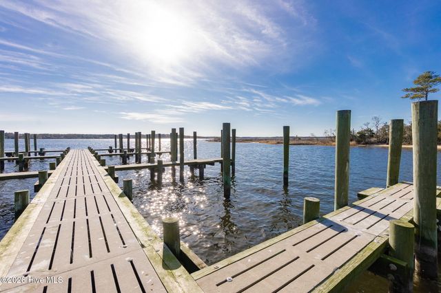 120 Waterway Drive, Havelock, NC 28532