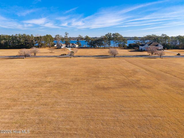 120 Waterway Drive, Havelock, NC 28532