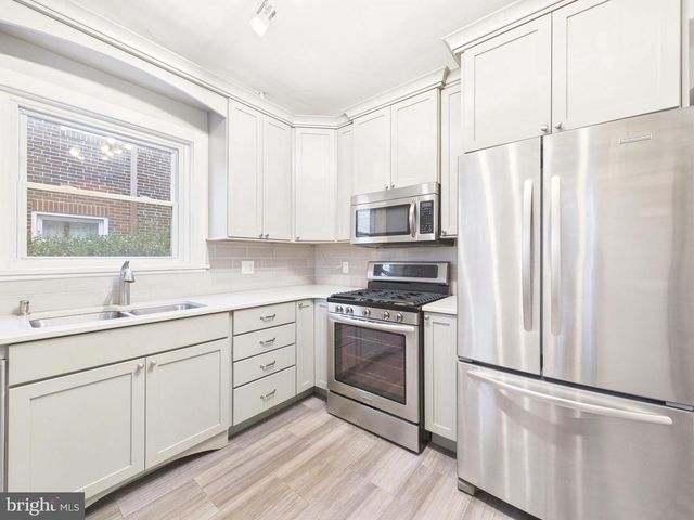 2447 N 2ND ST, Harrisburg, PA 17110