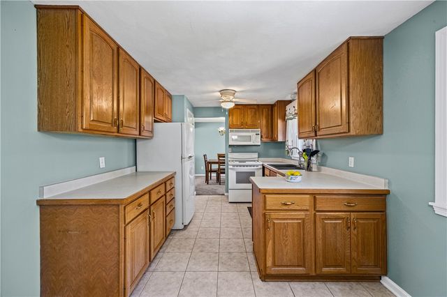 1318 State Road, Webster, NY 14580