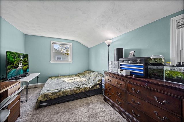 1318 State Road, Webster, NY 14580