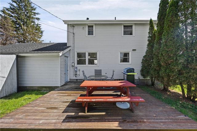 1318 State Road, Webster, NY 14580