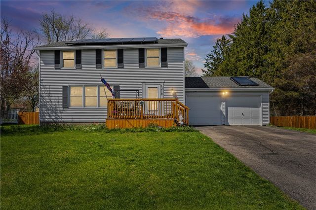 1318 State Road, Webster, NY 14580