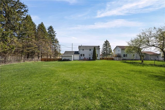 1318 State Road, Webster, NY 14580