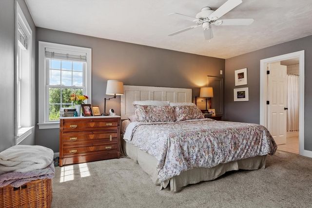 52 Woodside Ave, Rutland, MA 01543