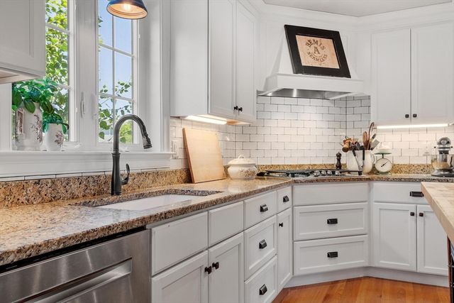 52 Woodside Ave, Rutland, MA 01543