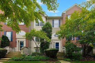 202 Willow Boulevard, Willow Springs, IL 60480