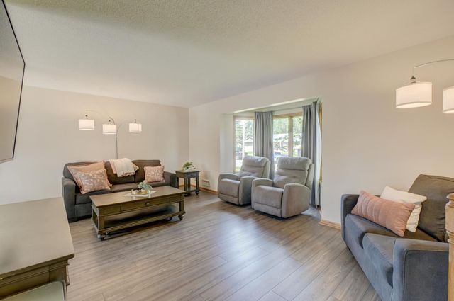 13491 Fairlawn Court, Apple Valley, MN 55124