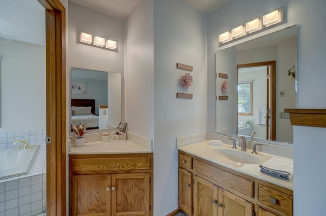 13491 Fairlawn Court, Apple Valley, MN 55124