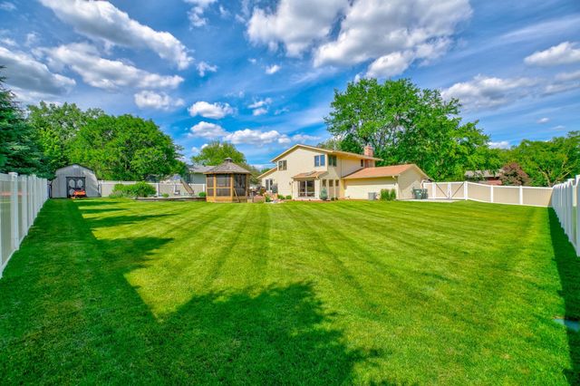 13491 Fairlawn Court, Apple Valley, MN 55124