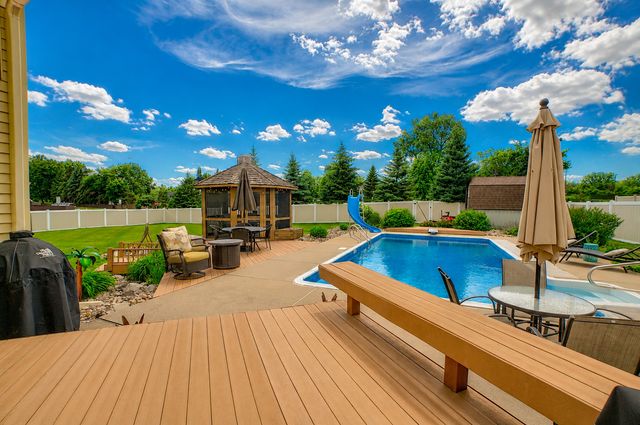 13491 Fairlawn Court, Apple Valley, MN 55124