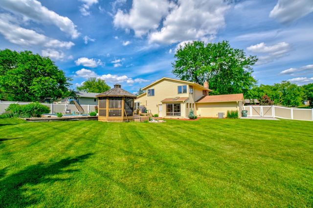 13491 Fairlawn Court, Apple Valley, MN 55124