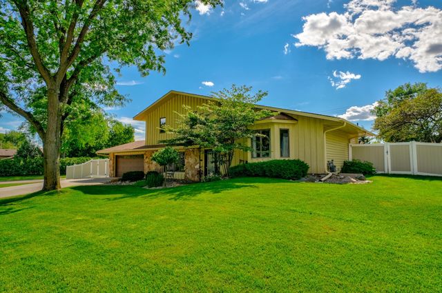 13491 Fairlawn Court, Apple Valley, MN 55124
