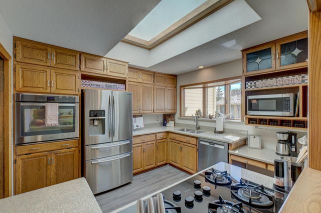 13491 Fairlawn Court, Apple Valley, MN 55124