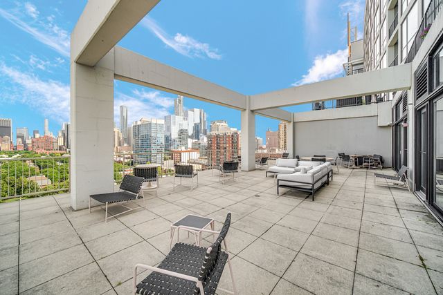 1530 S State Street 415, Chicago, IL 60605
