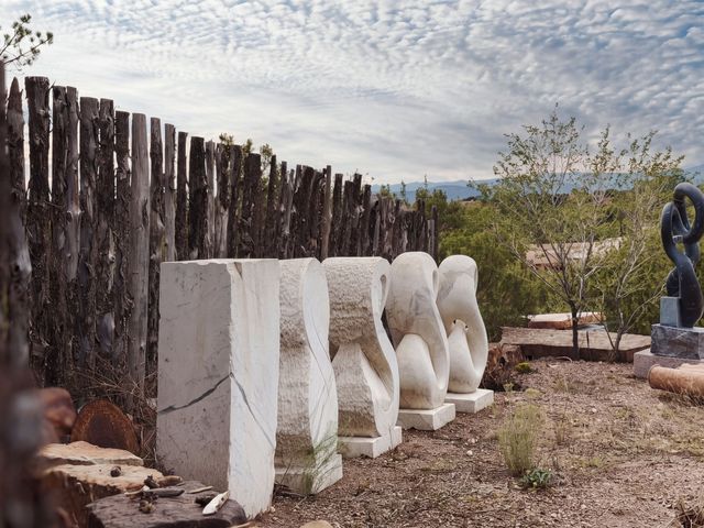 1889 Conejo Dr, Santa Fe, NM 87505
