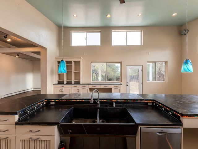 1889 Conejo Dr, Santa Fe, NM 87505