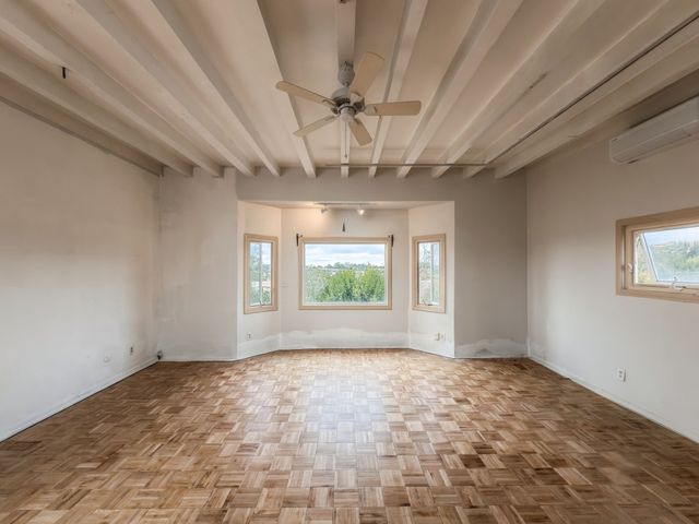 1889 Conejo Dr, Santa Fe, NM 87505