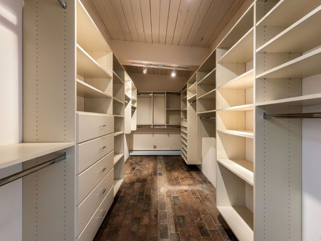 1889 Conejo Dr, Santa Fe, NM 87505