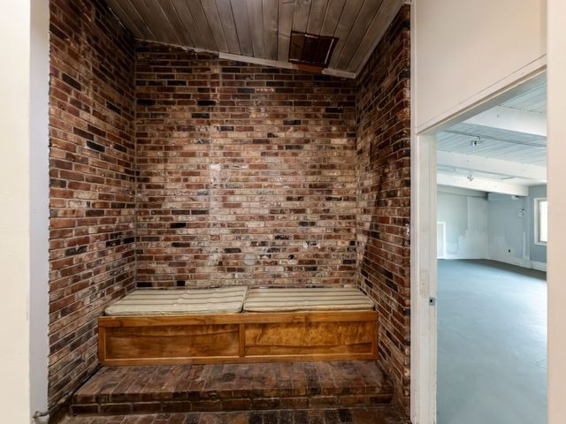 1889 Conejo Dr, Santa Fe, NM 87505