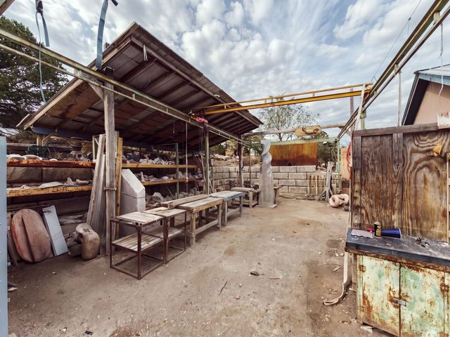 1889 Conejo Dr, Santa Fe, NM 87505