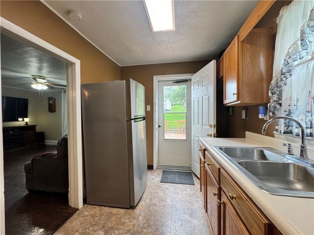 735 E Maiden St, City Of Washington, PA 15301