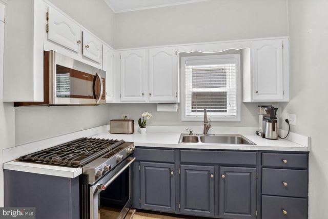 1306 MIDVALE AVE, Catonsville, MD 21228