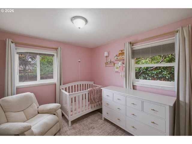 256 Gregory Ln Se, Salem, OR 97302
