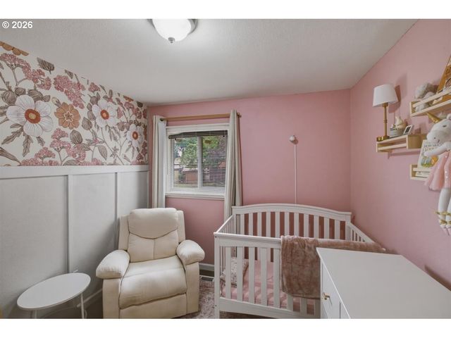 256 Gregory Ln Se, Salem, OR 97302